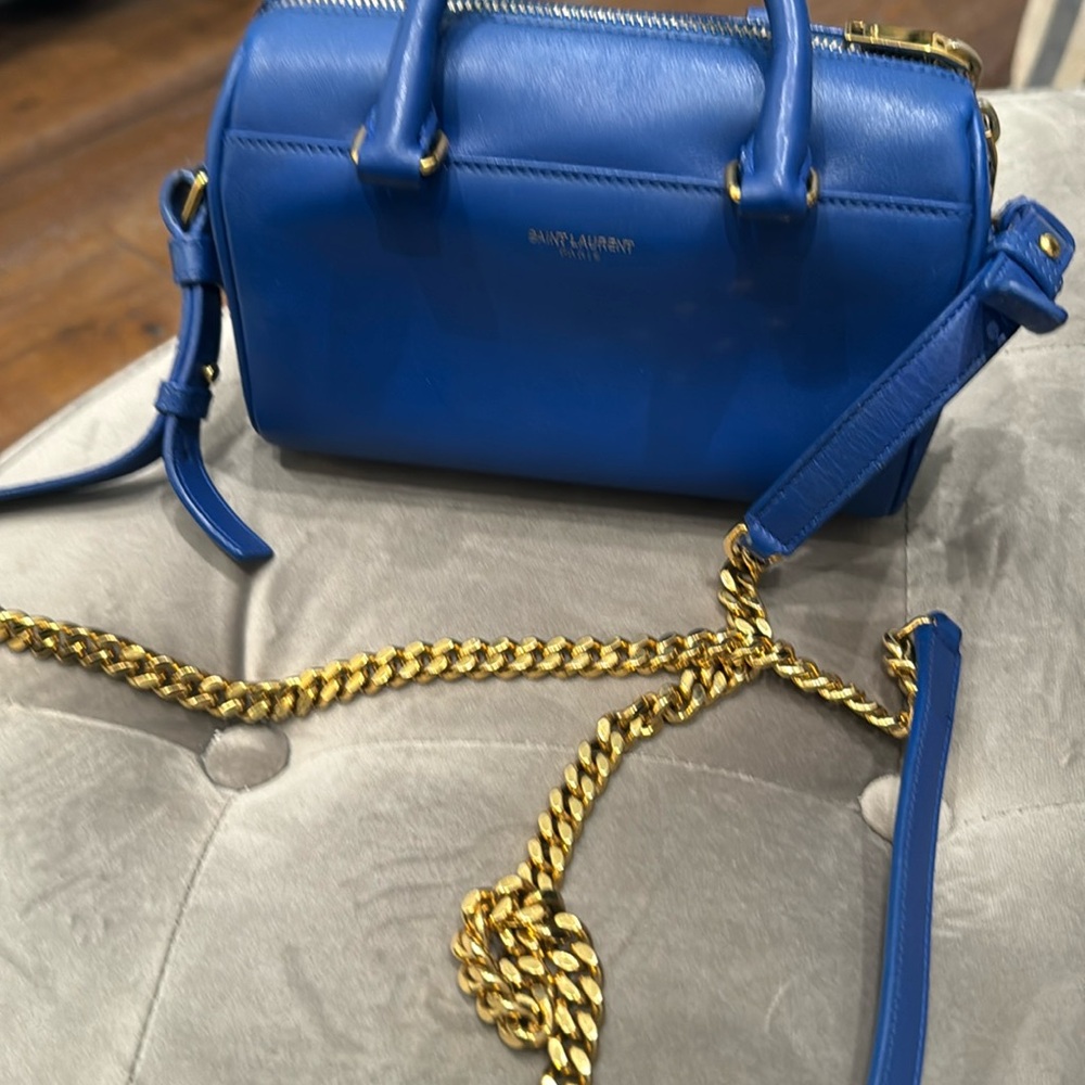 Saint Laurent purse
Authentic